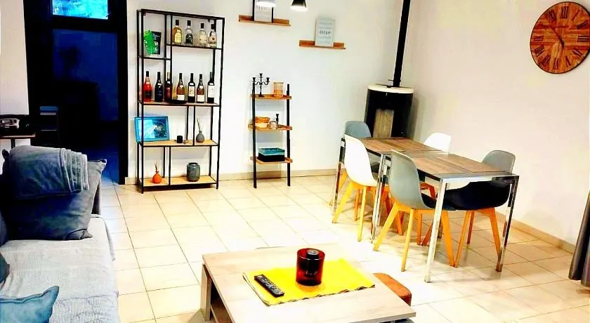 Vazaha grand et bel appartement classé 3 étoiles - Image 1