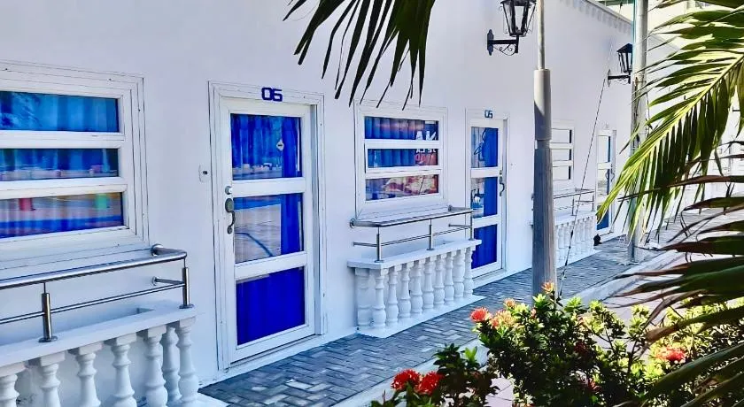 La Marina -Apartamentos frente al mar - Image 1