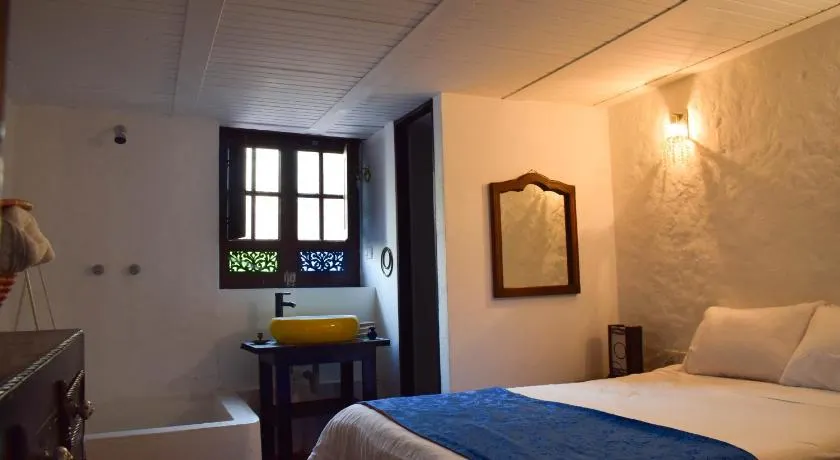 HOTEL CHORRO DE LUZ - Image 1