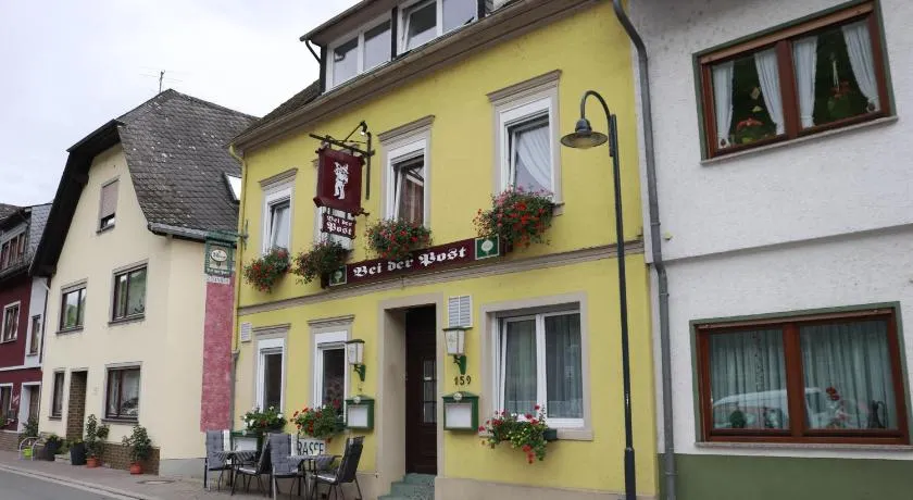 Hotel & Restaurant Pension Bei der Post - Image 1
