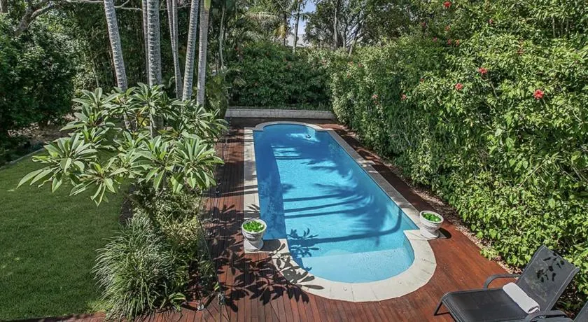 Family Friendly, Pool, 9km to City by Custom Bnb Hosting - Image 1