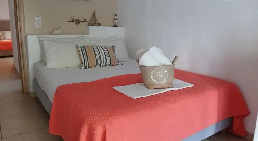 Smaragdi Studios and Rooms - Image 1