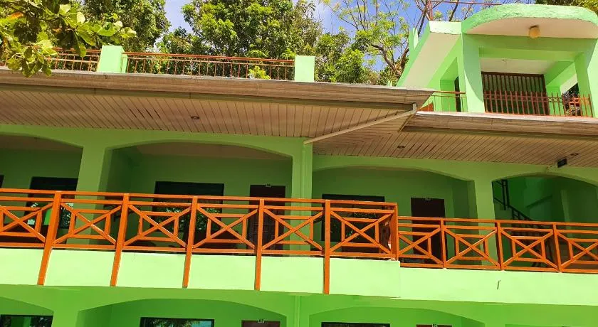 Resort Manuela Panglao - Image 1