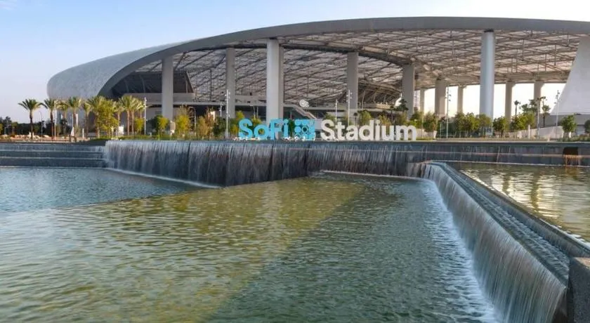 Spacious 3Bedroom Apt close to LAX & Sofi Stadium* - Image 1
