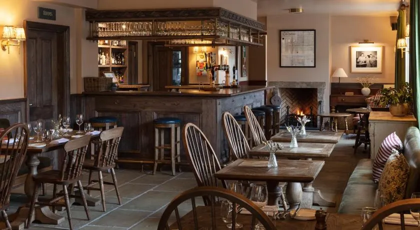 The Kirkstyle Inn & Sportsman Rest - Image 1