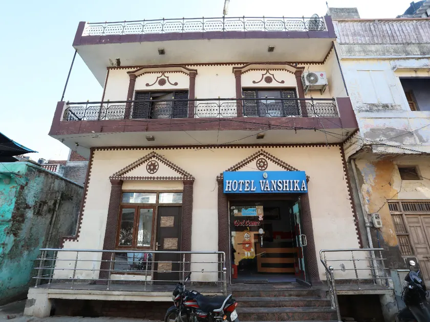Hotel O Vanshika - Image 1