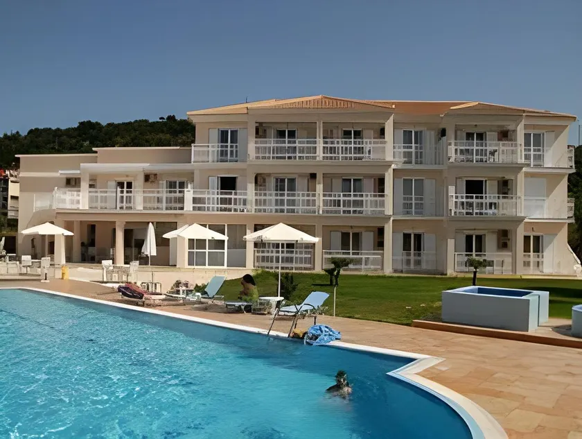 Elea Hotel Apartments and Villas - Image 1