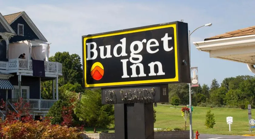 Budget Inn - Image 1