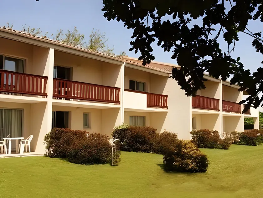 Hotel L'Oceane - Image 1