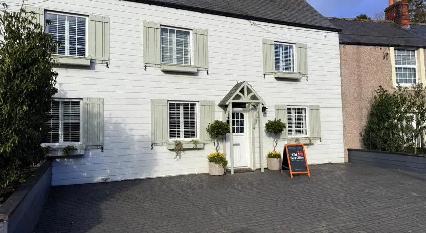 The Old Post Office - B&B and Coffee Shop - Image 1