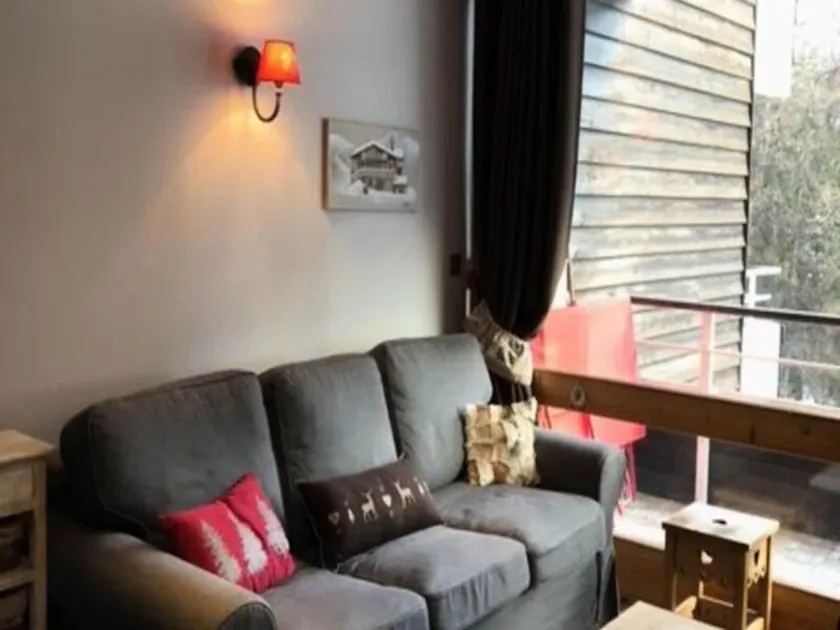 Oustagno Residence - Image 1