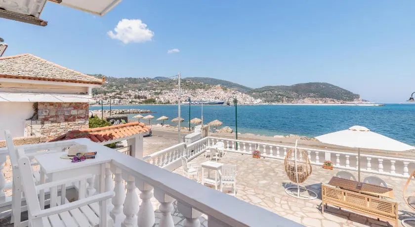 Villa Apostolis Studios - Image 1