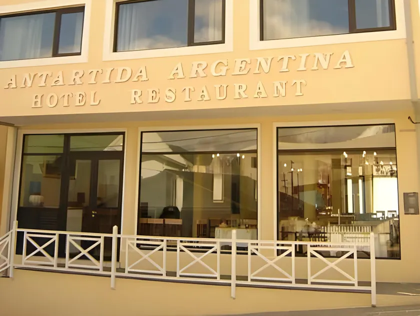 Hotel Antartida Argentina - Image 1