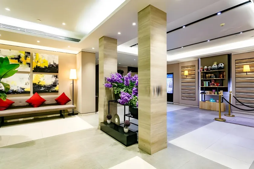 Home Inn Plus Chengdu Taikoo Li Chunxi Road 339 - Image 1