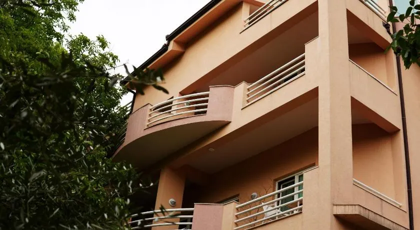 Hotel Vila Ivanković - Image 1