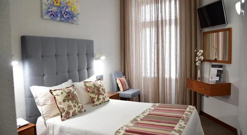 Lusitana Hotel - Image 1