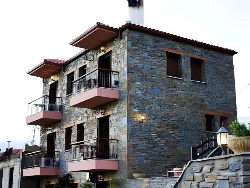 Chorostasi Guest House - Image 1