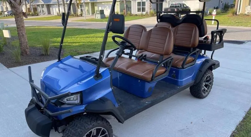 Golf Cart, Heated Pool, Arcade Games - Image 1