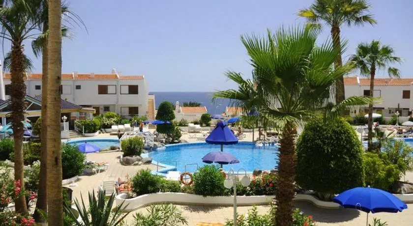 Magnific 3-bedroom beach Bungalow - Image 1