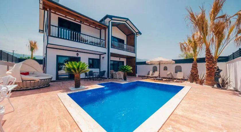 Sapanca Göldibi Suit Bungalov - Image 1