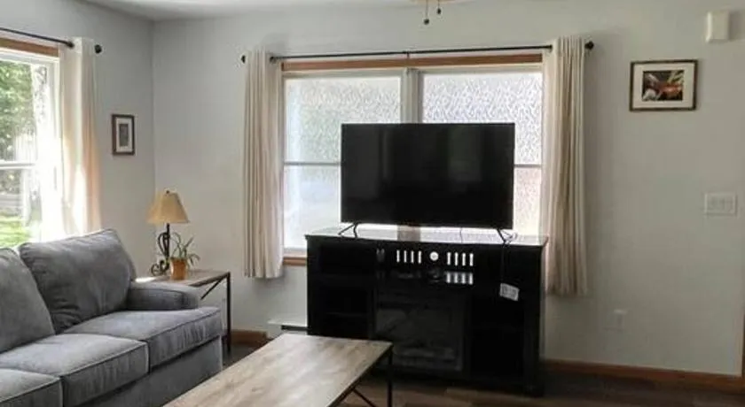 Falls Edge Farm Cottage - Image 1