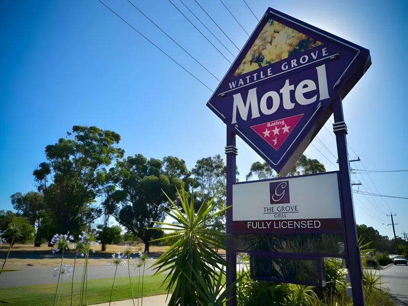 Wattle Grove Motel - Image 1