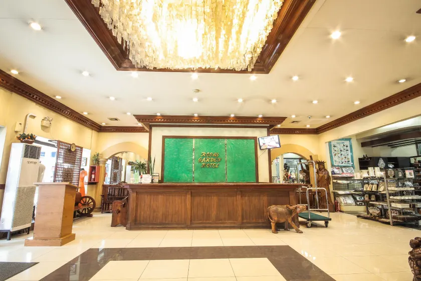 Rosas Garden Hotel - Image 1