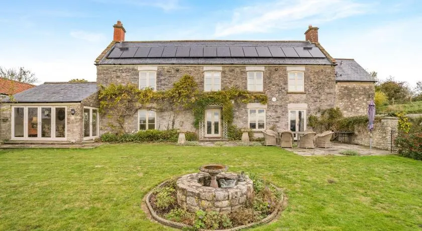 5 Bed in Bleadney oc-r33959 - Image 1