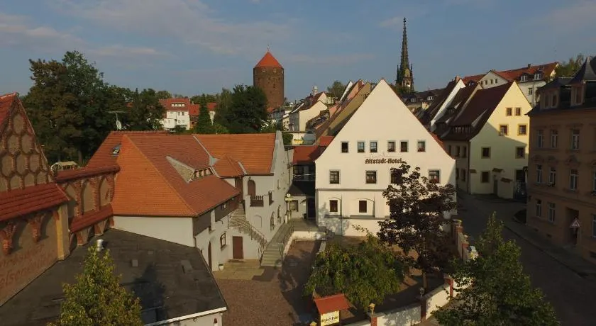 Altstadt-Hotel - Image 1