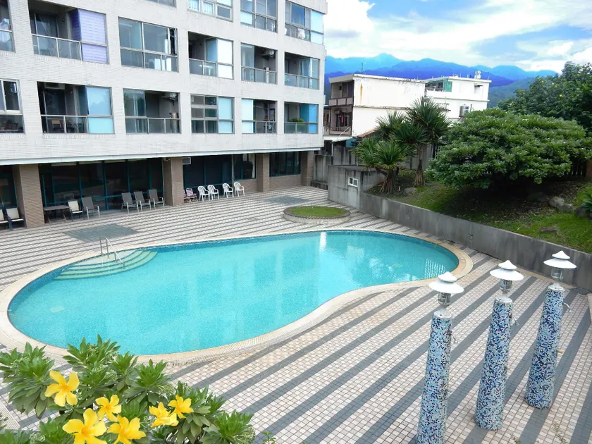Ocean View Apartment - Image 1