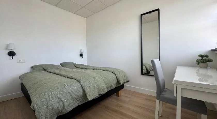Modern Apartment near KEF Airport - Image 1