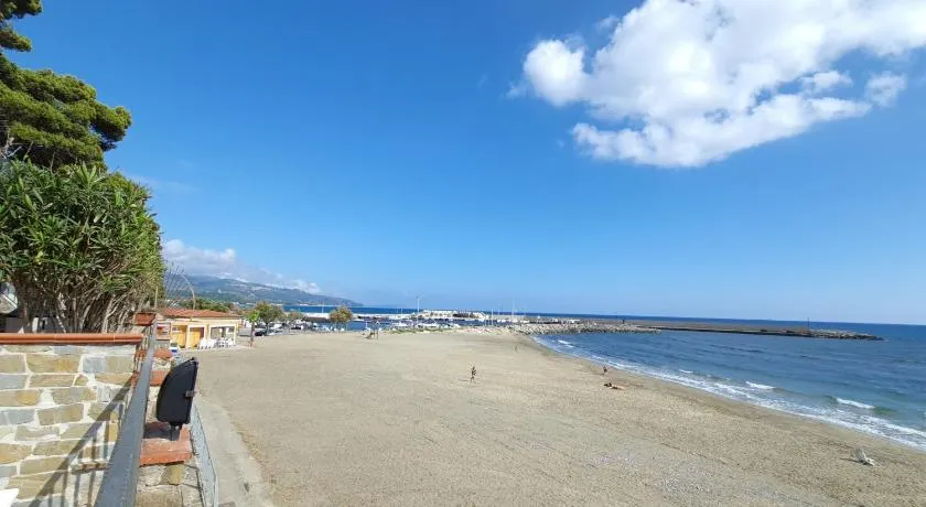 Villa Martina Mare - Image 1