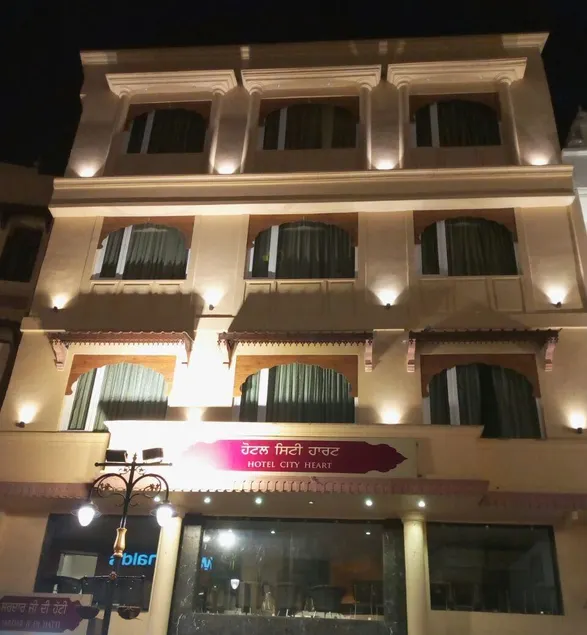 Hotel City Heart - Image 1