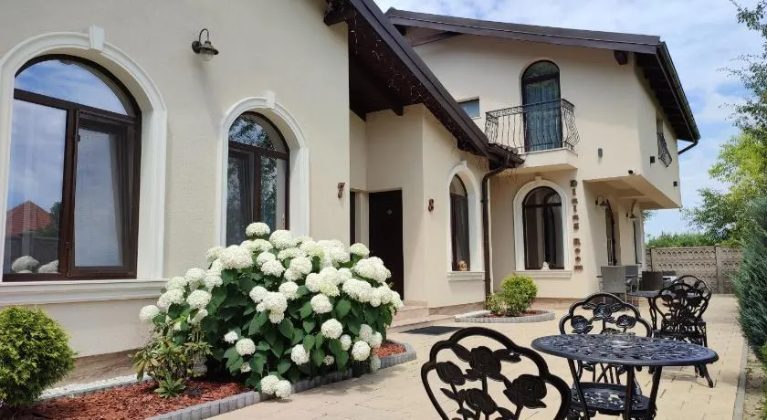 Villa Boutique Alina - Image 1