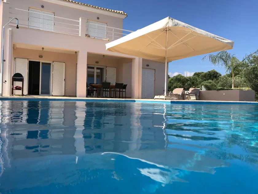 Villa luxueuse à Kamaria avec piscine privée - Image 1