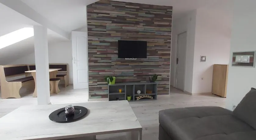 Tina apartman - Image 1