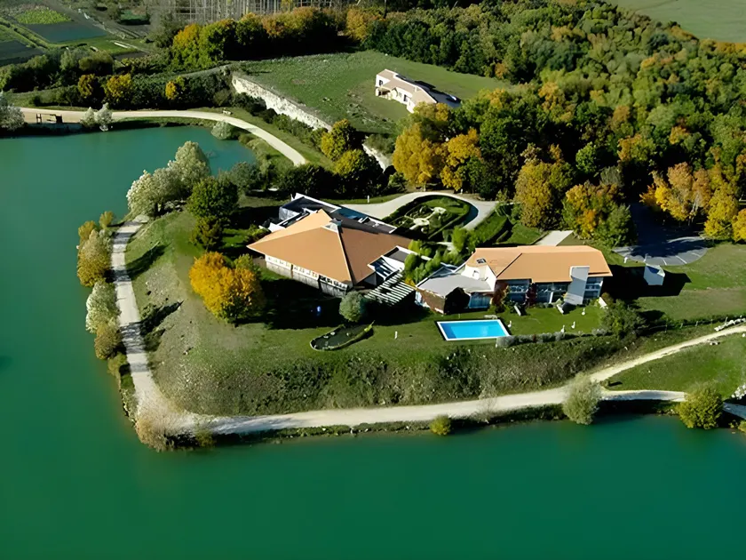 Les Jardins du Lac - Image 1