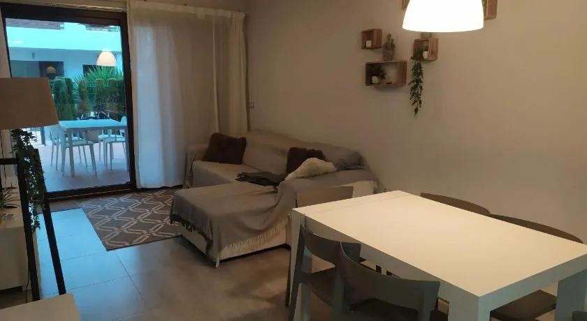 Appartamento con sauna, terrazza e giardino - Image 1