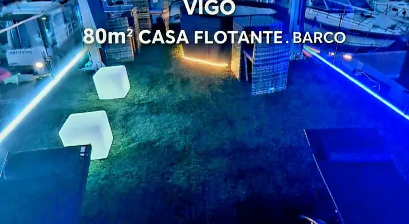 Barco-Apartamento en el Náutico de Vigo - Image 1