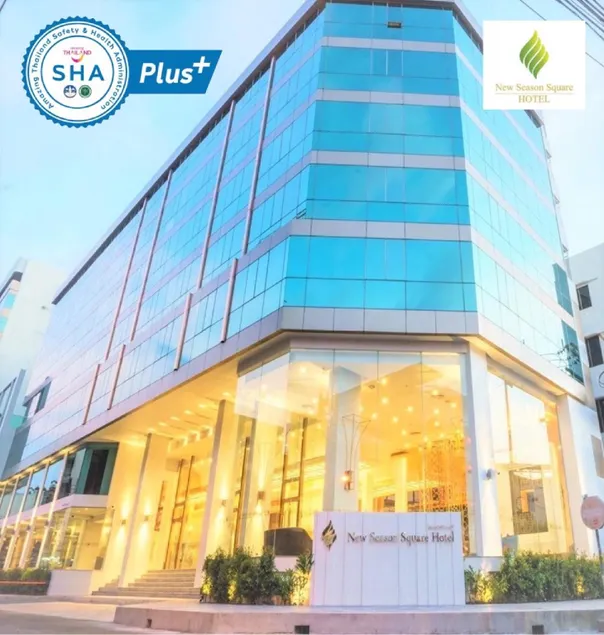 New Season Square Hotel - Image 1
