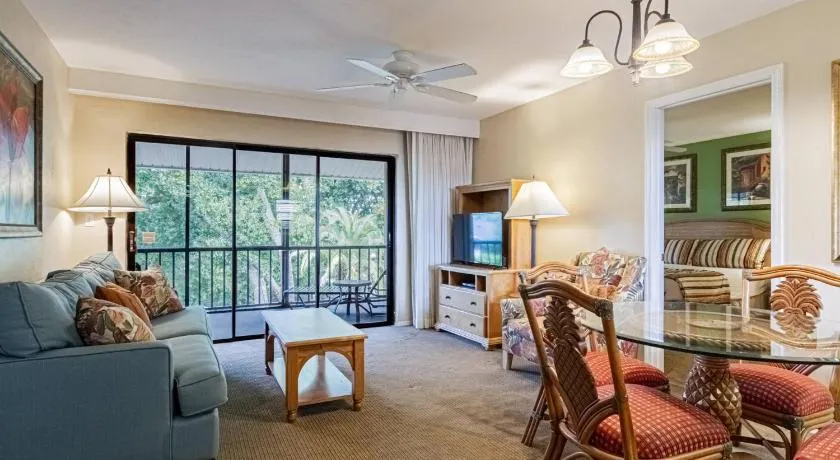 Park Shore Resort, 2nd Floor, Bldg. H - Image 1