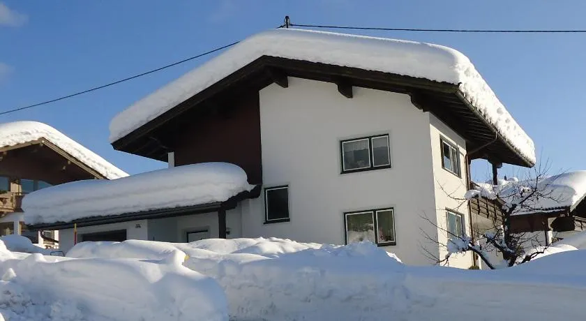 Haus Zehentner - Image 1