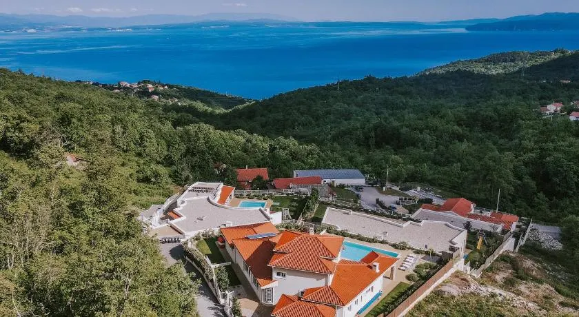 Appartement de vacances avec barbecue et sauna | Vue sur l'eau - Image 1
