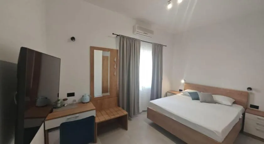 Elena rooms - Image 1