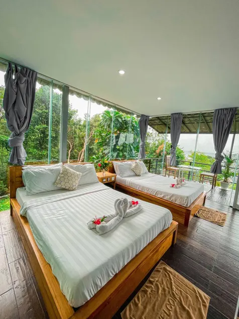 Ocean Lounge Bungalow - Image 1