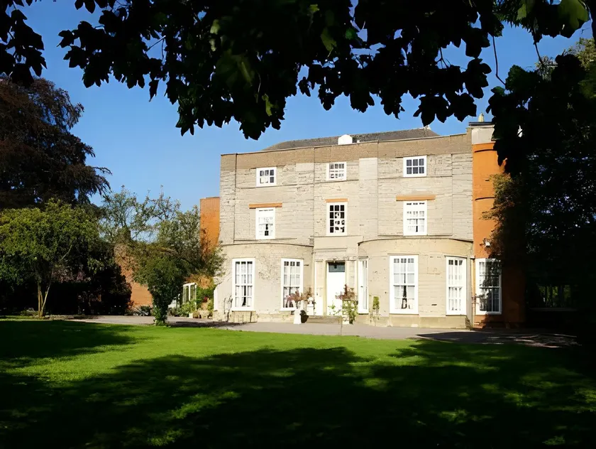 Priory House B&B And The Oriental Brewhouse Self Catering Accommodation - Image 1