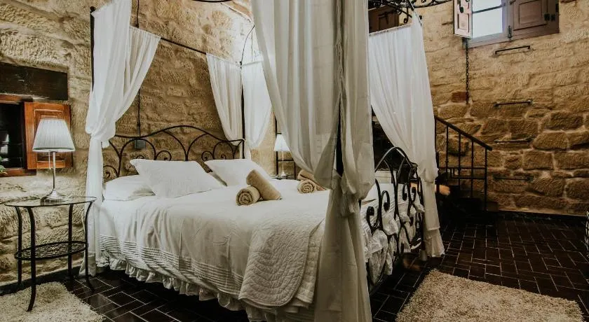 Durmiendo como Reyes en la Rioja - Image 1