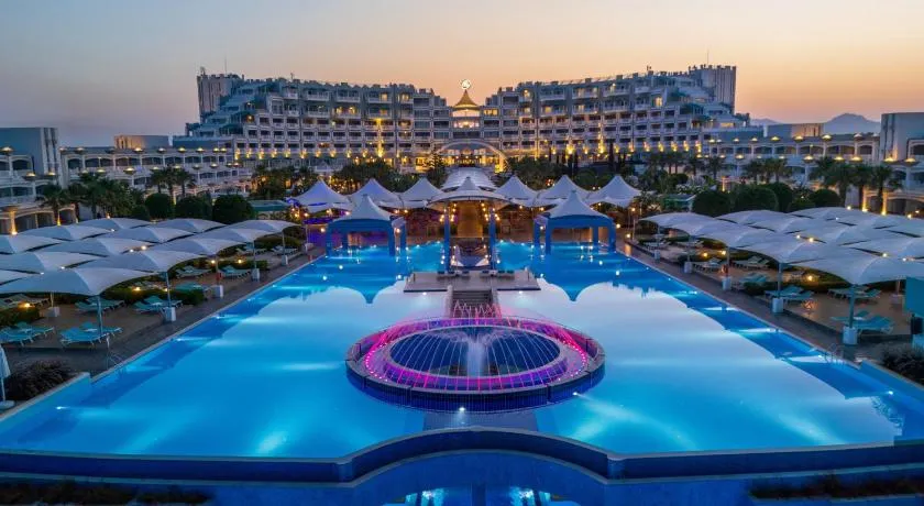 Limak Cyprus Deluxe Hotel - Image 1