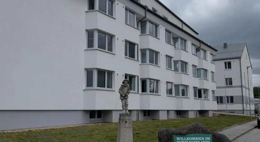 Schülerwohnheim Karlstein - Image 1