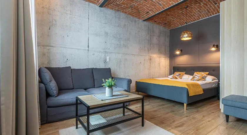STAYPOLSKA - Image 1